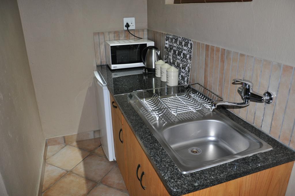 Ukutula Lion Lodge Beestekraal (Madibeng) Quarto foto
